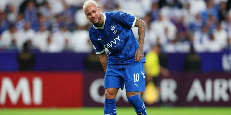 Hai mảnh ghép khác biệt của bóng đá hiện đại